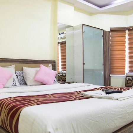 Akash Villa Guest House Csennai Kültér fotó